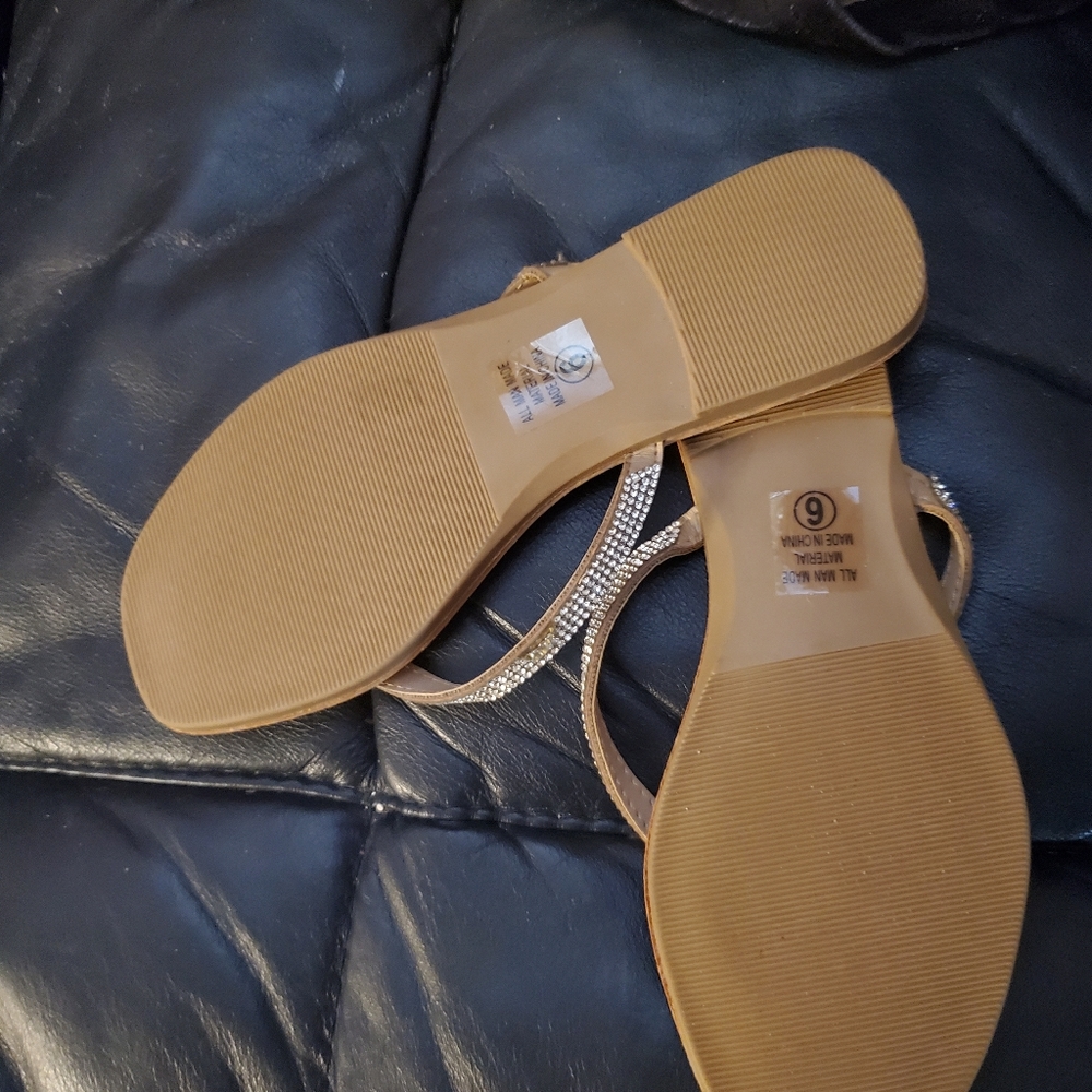 Flip flops - Picture 4 of 5